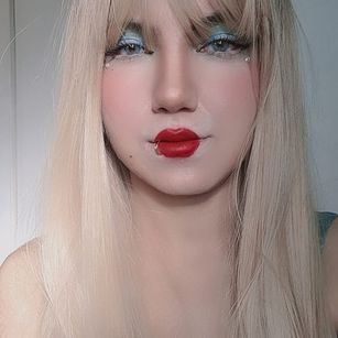Model - SerafinaLove latin