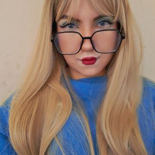 Model - SerafinaLove mexican