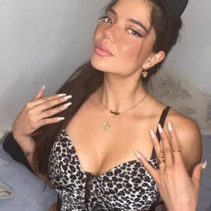 Model - Evateen bigboobs