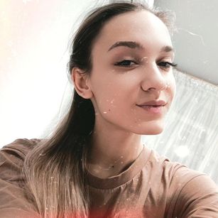 Model - Daniela teen