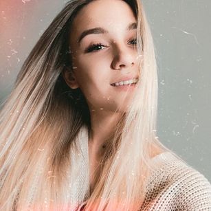 Model - Daniela asian