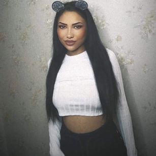 Model - AmyKaiya dildo