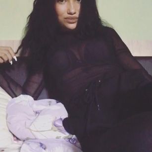 Model - AmyKaiya masturbation