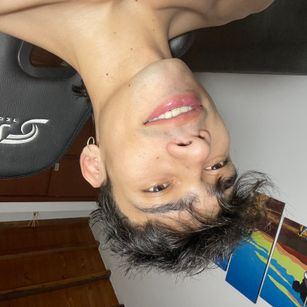 Model - Byrondrux bigcock