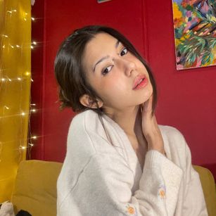 Model - Mina feet
