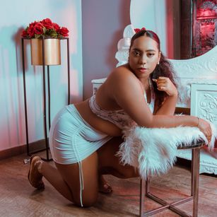 Model - MandiReed roleplay
