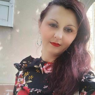 Model - Imursin masturbation