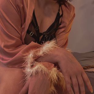 Model - Dayana_dumpling striptease