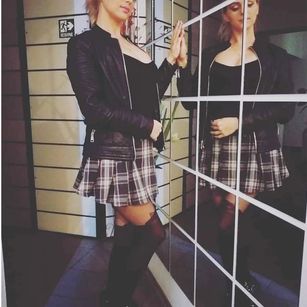 Model - AshleySun cuckold