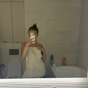 Model - Jenny teen