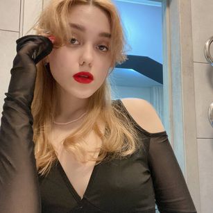 Model - adel_aww mature