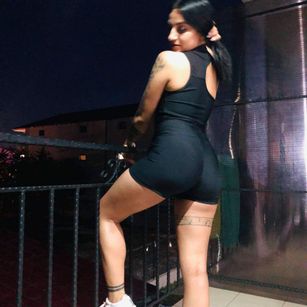 Model - KessyJoo brunette