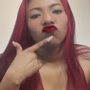 Model - AndreinaGrey blowjob