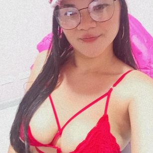 Model - Kiara_Brancovich blowjob