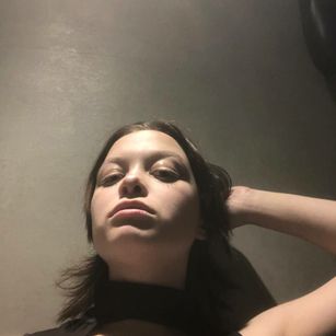 Model - Sophia boobs