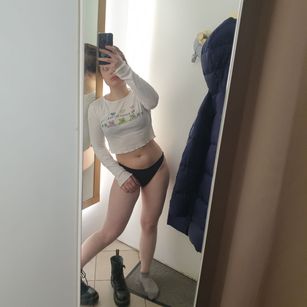 Model - Sophia petite