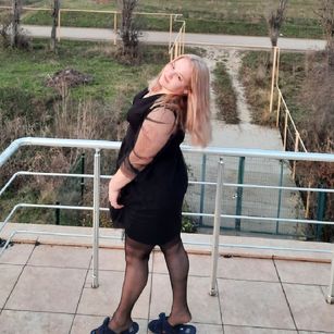 Model - milayoulove fetish