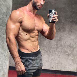Ronnie_XXX fit Model - Ronnie_XXX fit