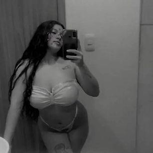 Model - RUBY vagina