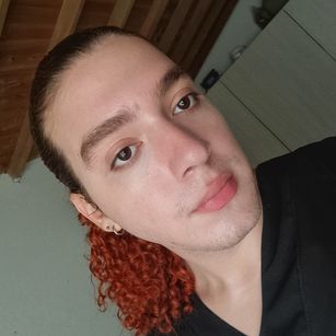 Model - Mishi_Curly timido