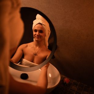 Emily dance Model - Emily dance