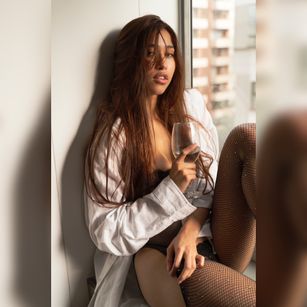 Model - Gaby Lara sexy