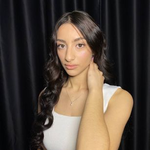 Model - KellyBajou cei