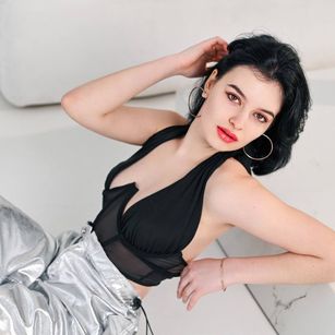 Model - Inga_flamingo blowjob