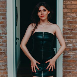 Monique findom Model - Monique findom