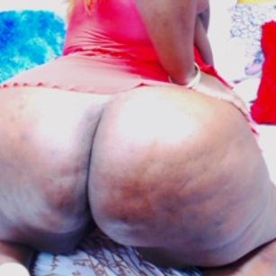 Model - FreakyBoobs pussyplay