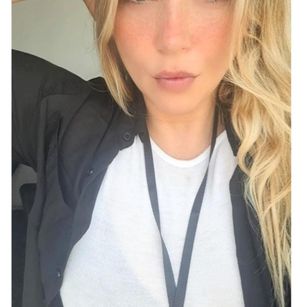 MaiLatin friendly Model - MaiLatin friendly