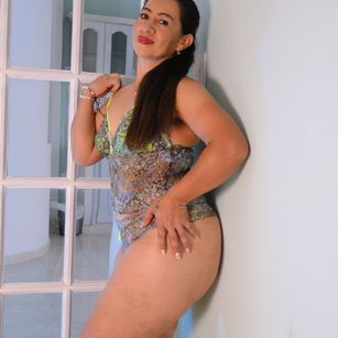 Model - dayanaJonson dildos