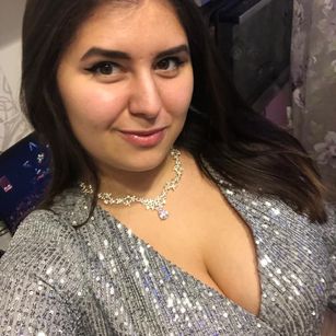 Model - Nina deepthroat