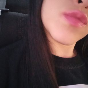 Model - natasha squirt