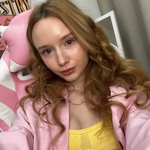 Girl next door teen Model - Girl next door teen