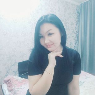 Model - YikuNakata dildo