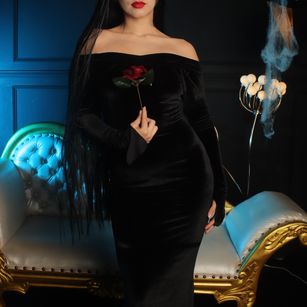 Model - Venus Barret feet