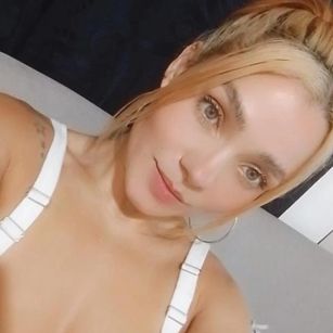 Model - Alisson naughty