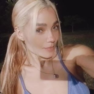 Model - Alisson novia