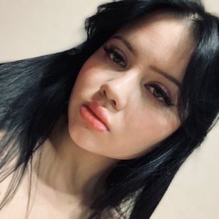 Model - Amy striptease