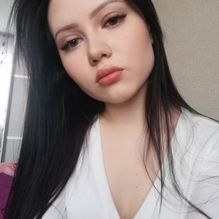 Model - Amy beautiful