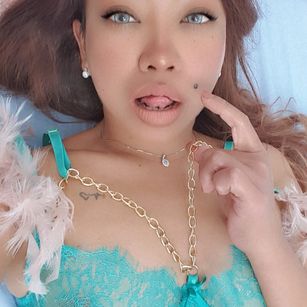 ElyaQuin striptease Model - ElyaQuin striptease
