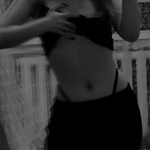 Model - Ashley dirty