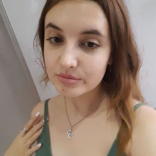 Model - Amber kind