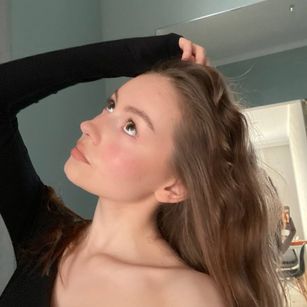 Model - Winter Sun blowjob