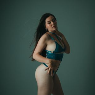 Model - SilvanaGarcia latina
