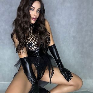 Ruby beautiful Model - Ruby beautiful