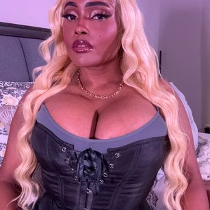 Mistress Monet Fontaine bigass Model - Mistress Monet Fontaine bigass