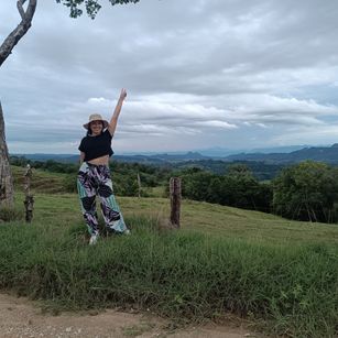 Model - Iris Moira sexy