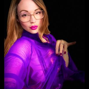 ASMR Showgirl cum Model - ASMR Showgirl cum